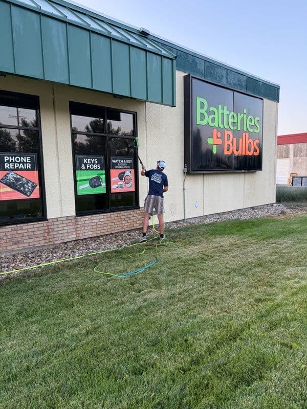 Spotless Windows Boost Local Store Appeal