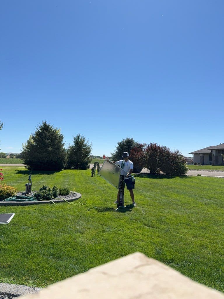 August Savings on Window and Screen Cleaning image