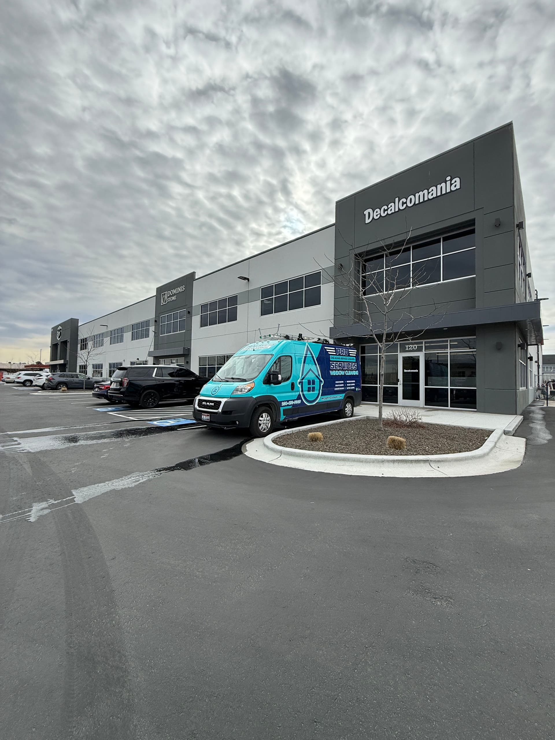 Elevate Business Appeal with Sparkling Windows in Meridian image